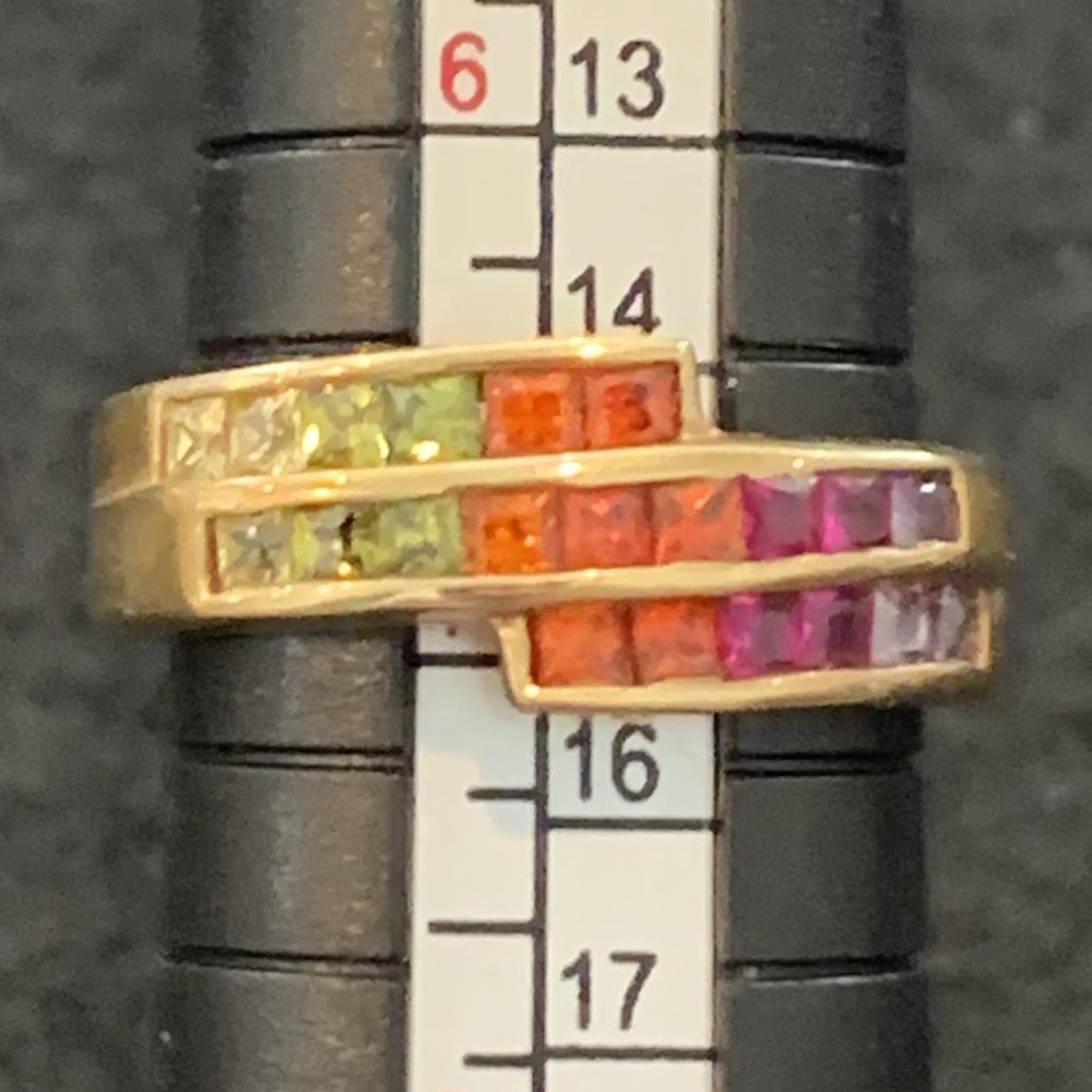 💍 Rainbow Ring - Size 7